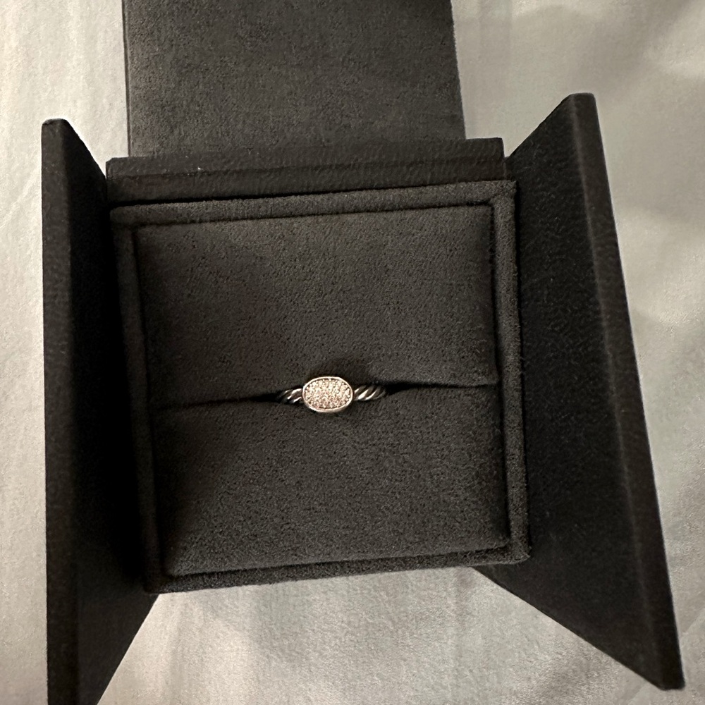 David Yurman Cable Collectibles® Oval Stack Ring size 6